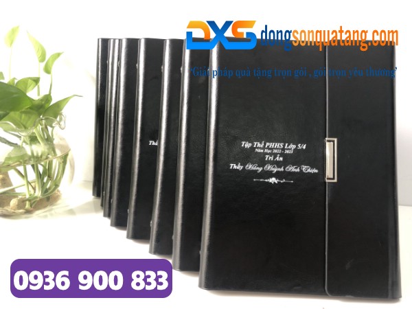 Sổ Da Pu Cao Cấp Màu Đen In Tập Thể Lớp 5/4 Làm Quà Tặng Tri Ân