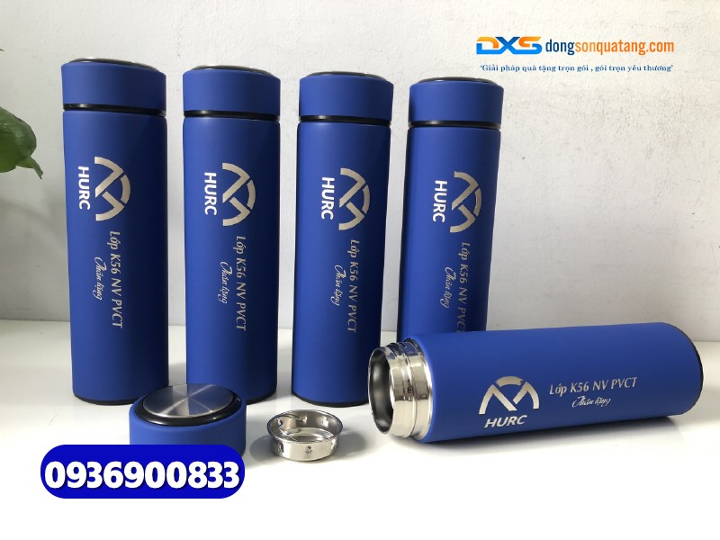 Binh giu nhiet - Khac logo HURC va noi dung Tri an Thay co 20-11 (1)