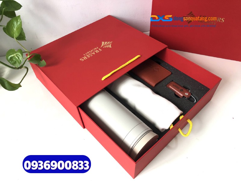 Set quà tặng doanh nhân (Bình giữ nhiệt+Ví đựng namecard+USB+Túi canvas)_In ấn logo FRASERS PROPERTY Set quà tặng doanh nhân (Bình giữ nhiệt+Ví đựng namecard+USB+Túi canvas)_In ấn logo FRASERS PROPERTY