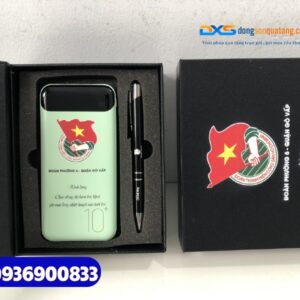 Set quà hội nghị Đoàn ( Pin sạc dự phòng + Bút kim loại)-SQX 011 | In ấn nội dung & Logo Đoàn làm quà tặng