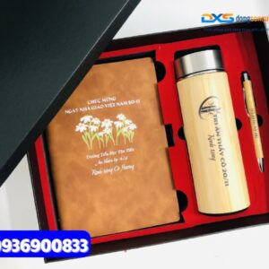 Set quà tặng doanh nghiệp ( Bình giữ nhiệt gỗ + Bút gỗ + Sổ tay da Pu gấp 2 ) - SQX 004