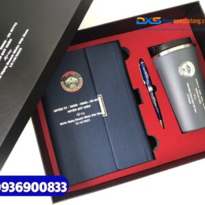 Set quà tặng nhân viên ( Sổ tay da + Bút kim loại +Ly giữ nhiệt ) SQX 014