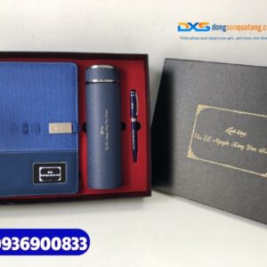 Set quà tặng Vip( Bình giữ nhiệt+ But ký kim loại+ Sổ sạc thông minh 5in1 )- SQX 013