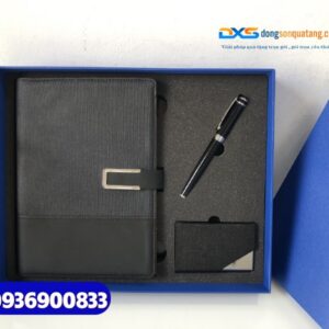 Set quà tặng đối tác nước ngoài (Sổ tay da + Bút kim loại + Hộp namecard)-SQX 010- Quà tặng sự kiện ngoại giao