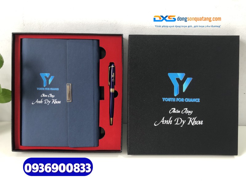 Set quà tặng doanh nghiệp ( Sổ tay bìa còng + bút kim loại )-SQX 006