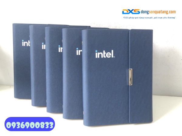 Sổ tay bìa còng gấp 3 - STX 001 - In logo làm quà tặng doanh Nghiệp Sổ tay bìa còng gấp 3 - STX 001 - In logo làm quà tặng doanh Nghiệp