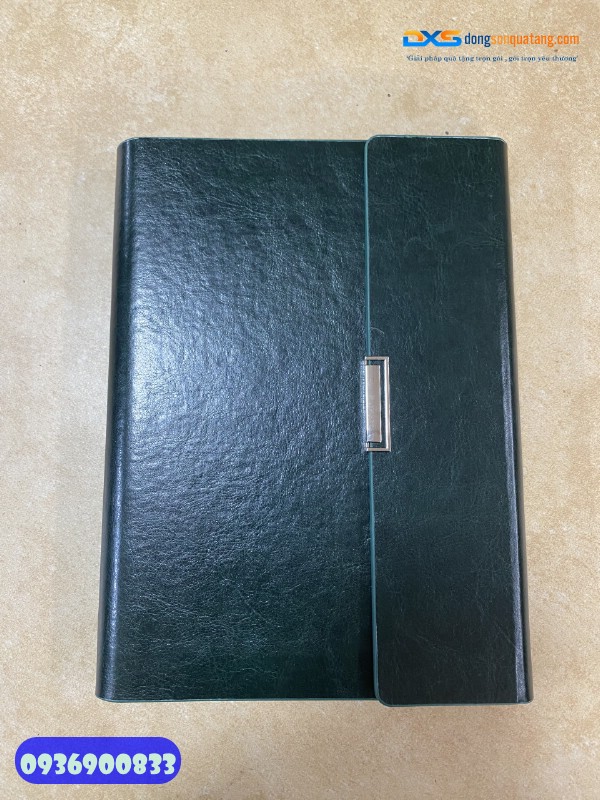 Sổ da pu bìa còng khóa cài nam châm - STX 001 - In logo làm quà tặng Nhân Viên (207)
