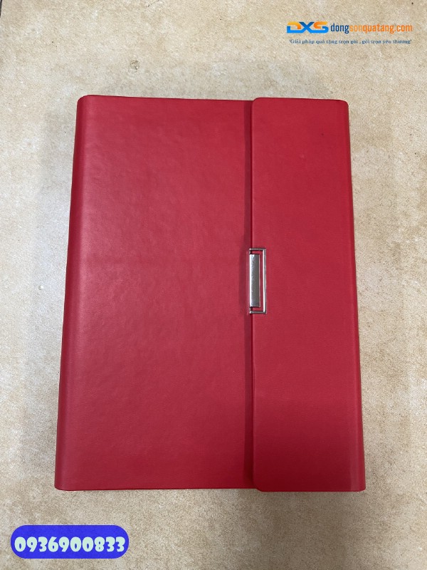 Sổ da pu bìa còng khóa cài nam châm - STX 001 - In logo làm quà tặng Nhân Viên (214)