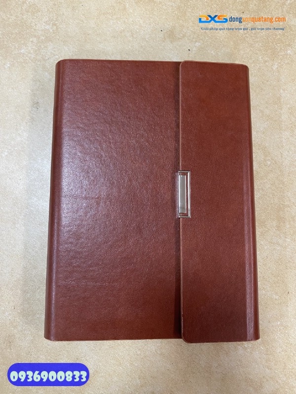 Sổ da pu bìa còng khóa cài nam châm - STX 001 - In logo làm quà tặng Nhân Viên (4)