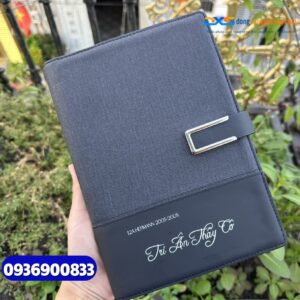 Sổ tay bìa da gập 2 khóa cài nam châm - STX 003 - in khắc logo làm quà tặng nhân viên