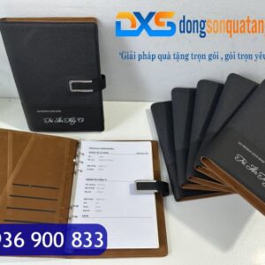 SDX 008 - Sổ Da In Tên Màu Đen A5 Bìa Còng Khóa Cài Nam Châm Làm Quà Tặng