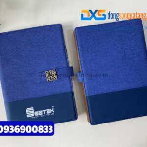 Sổ tay bìa còng da gập 2 kèm nam châm , màu xanh - In logo Công Ty Seatax