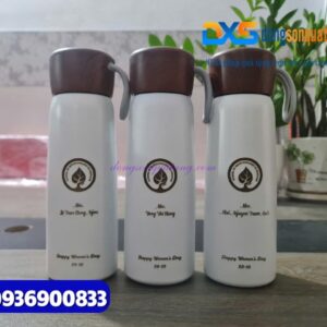 Bình giữ nhiệt nắp gỗ In khắc Logo và nội dung làm quà tặng chúc mừng ngày phụ nữ