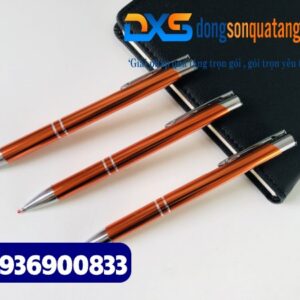 Bút bi bấm kim loại - BKX 006 - Màu vàng - In khắc logo làm quà tặng sự kiện