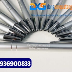 Bút bi bấm kim loại - BKX 007 - Màu bạc - In khắc logo làm quà tặng