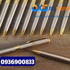 Bút ký kim loại-BKX 011 - Màu inox phối vàng - In khắc nội dung , slogan