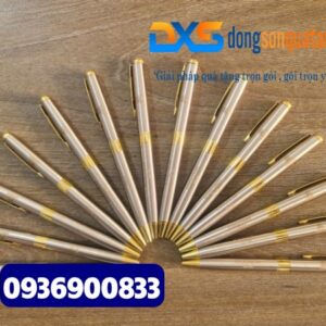 Bút ký kim loại-BKX 011 - Màu inox phối vàng - In khắc nội dung , slogan