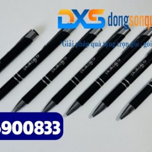 Bút bi bấm kim loại in khắc logo theo yêu cầu