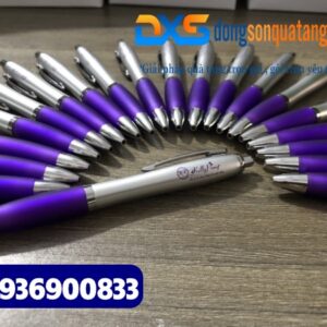 Xưởng sản xuất Bút bi nhựa in logo Quảng Cáo Doanh Nghiệp
