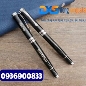 Bút kim loại-BKX 012 - màu đen , nắp đẩy , khoen bạc - khắc tên theo yêu cầu