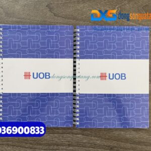 Sổ tay lò xo khổ A5 , bìa cứng cán mờ ,màu xanh chủ đạo - In logo Ngân hàng UOB