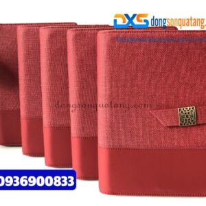 Xưởng sản xuất sổ tay in logo - Dongsonquatang