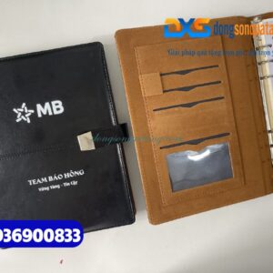 Sổ tay da gập 2 cao cấp , khóa cài nam châm , màu đen bóng - STX 006 In logo Khách hàng MB BANK