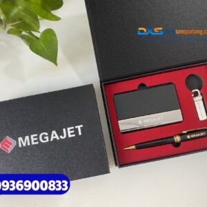 Set quà tặng nhân viên văn phòng ( Usb + Hộp namecard + Bút kim loại )- SQX 021| In logo MEGAJET