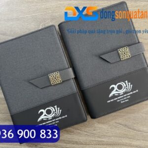 SDX 001 - Sổ Tay Bìa Còng In Logo A5 Màu Đen Khóa Cài Nam Châm Tổ Ong Gập 2