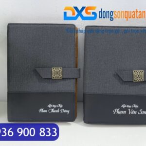 SDX 001 - Sổ Tay Bìa Còng In Logo A5 Màu Đen Khóa Cài Nam Châm Tổ Ong Gập 2
