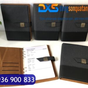 SDX 001 - Sổ Tay Bìa Còng In Logo A5 Màu Đen Khóa Cài Nam Châm Tổ Ong Gập 2