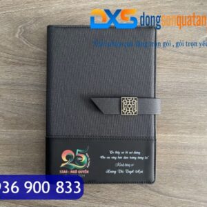 SDX 001 - Sổ Tay Bìa Còng In Logo A5 Màu Đen Khóa Cài Nam Châm Tổ Ong Gập 2
