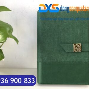 SDX 006 - Sổ Còng Bìa Da In Logo A5 Màu Xanh Lá Có Khóa Cài Nam Châm Gập 2