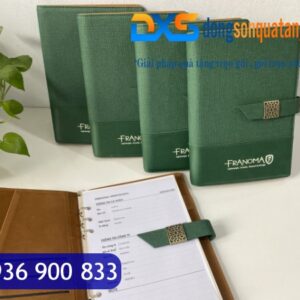 SDX 006 - Sổ Còng Bìa Da In Logo A5 Màu Xanh Lá Có Khóa Cài Nam Châm Gập 2
