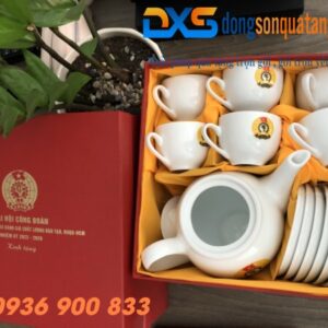 Set ấm trà in logo Sự Kiện Hồ Chí Minh