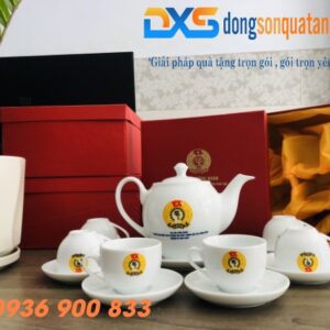 set ấm trà lãnh đạo in logo theo yêu cầu