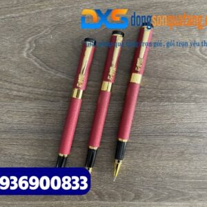 Bút ký khắc tên nhân viên