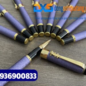 Bút ký cao cấp – BKX 024 – Màu tím – Nắp hình cây đàn – Khắc chữ làm quà tặng