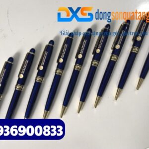 Bút ký kim loại xoay cao cấp in khắc logo , nội dung , slogan theo yêu cầu Doanh Nghiệp