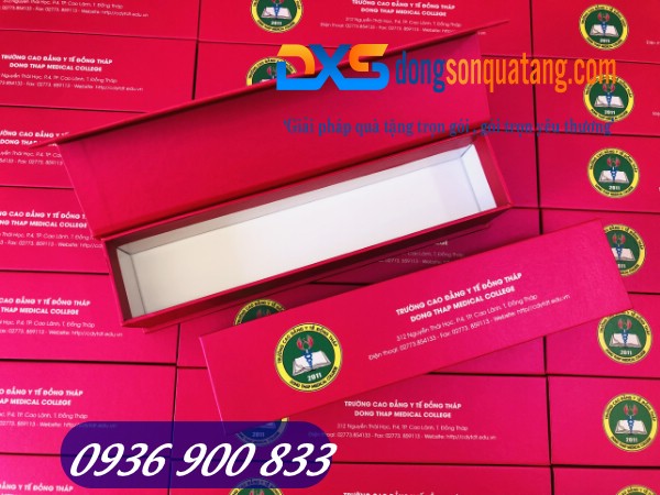 HQX 001 - Hộp quà nam châm định hình sản phẩm in logo theo yêu cầu HQX 001 - Hộp quà nam châm định hình sản phẩm in logo theo yêu cầu