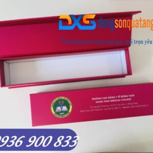 HQX 001 - Hộp quà nam châm định hình sản phẩm in logo theo yêu cầu