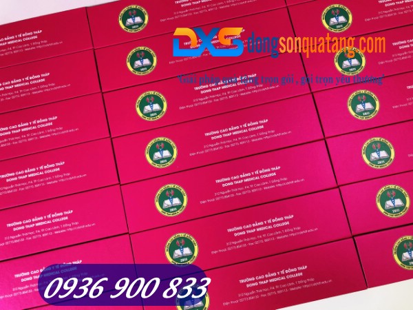 HQX 001 - Hộp quà nam châm định hình sản phẩm in logo theo yêu cầu HQX 001 - Hộp quà nam châm định hình sản phẩm in logo theo yêu cầu