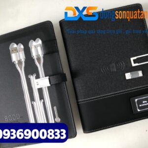 Sổ sạc đa năng 4 trong 1 led phát sáng - màu đen