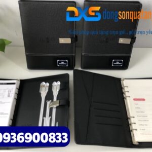 Sổ sạc đa năng 4 trong 1 led phát sáng - màu đen