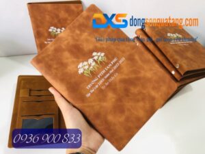 Sổ Da Pu Gập 2 In Logo Trường Tam Phú Làm Quà Tặng Thầy Cô