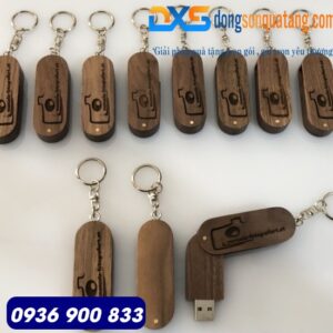 Usb gỗ in khắc logo làm quà tặng