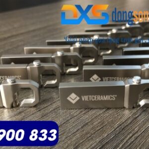 Usb kim loại 16Gb in khắc logo Công Ty VIETCERAMICS