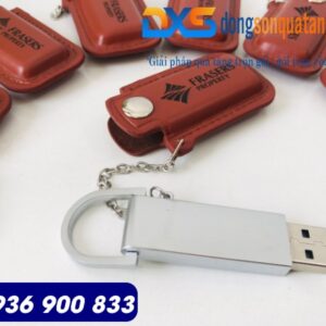 Usb vỏ bọc da lõi kim loại in khắc logo theo yêu cầu