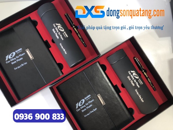 GTX 001 - Gift Set Sổ Tay , Bình Giữ Nhiệt , Bút Kim Loại Màu Đen In Khắc Làm Quà Tặng Tri Ân GTX 001 - Gift Set Sổ Tay , Bình Giữ Nhiệt , Bút Kim Loại Màu Đen In Khắc Làm Quà Tặng Tri Ân