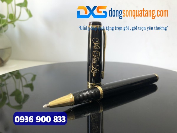 GTX 003 - Set Quà Tặng Sổ Da Gập 2 Khóa Cài Nam Châm , Bút Kim Loại Tổ Ong Màu Đen GTX 003 - Set Quà Tặng Sổ Da Gập 2 Khóa Cài Nam Châm , Bút Kim Loại Tổ Ong Màu Đen